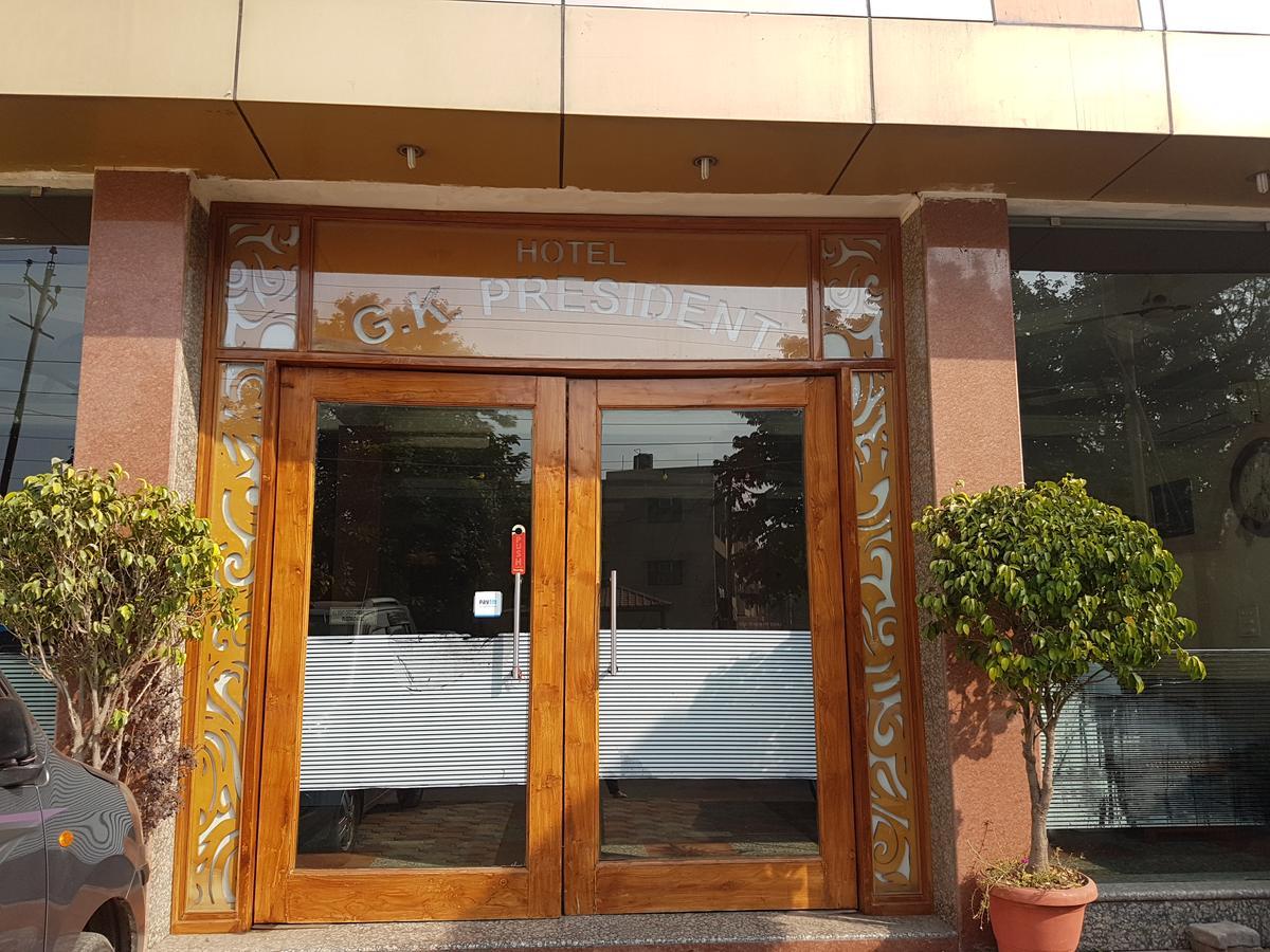Hotel G.K President Chandigarh Luaran gambar